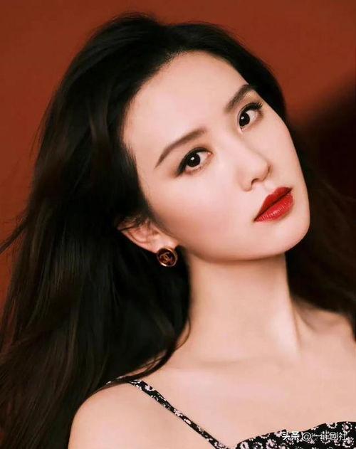 娱乐吃瓜的女明星,揭秘女明星们的幕后故事